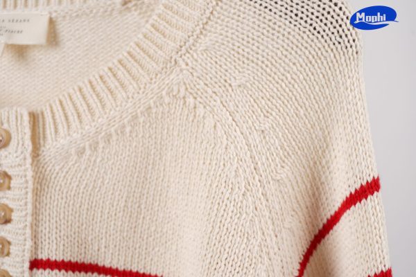 Sweater 复古纽扣条纹长袖圆领套衫 - 图片 4